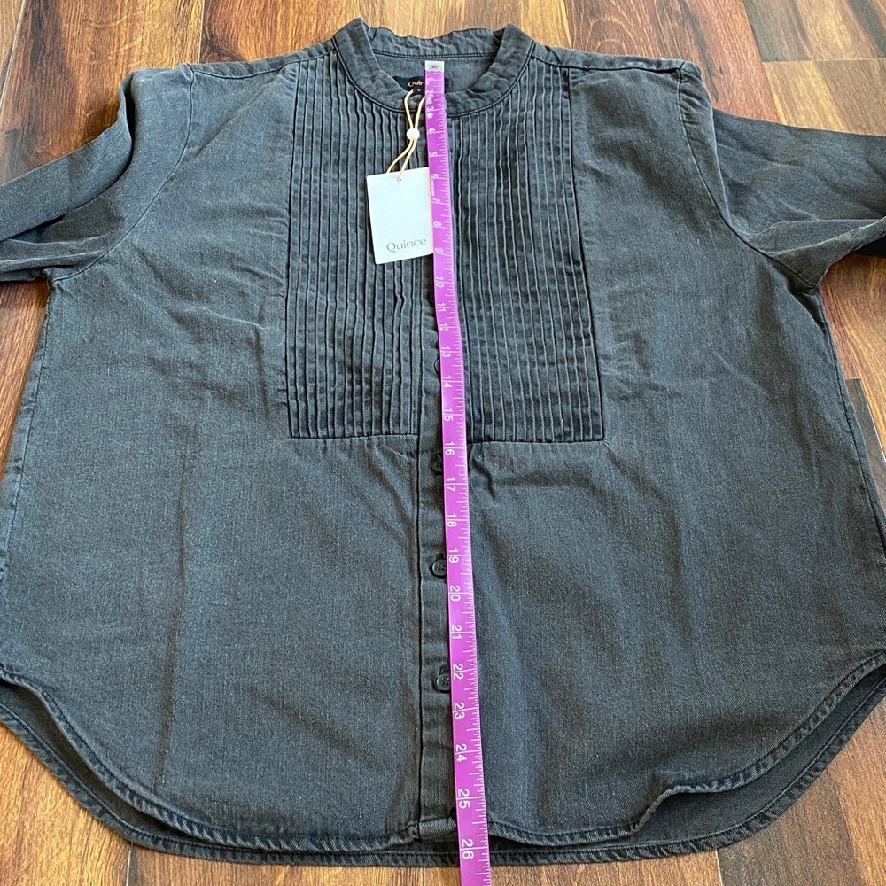 Quince Distressed Denim Tuxedo Shirt Pleated Button Down Large - Picture 9 of 10